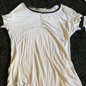 White and black tee